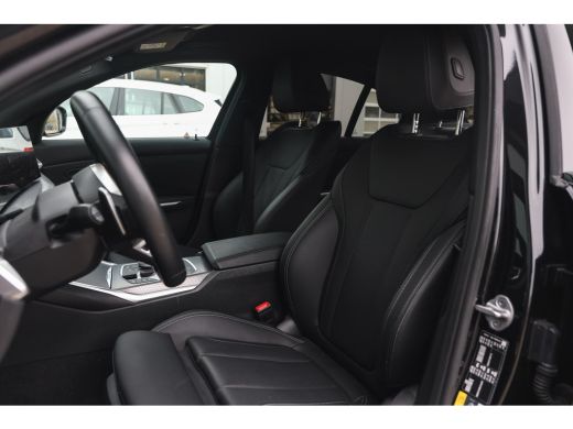 BMW 3 Serie 330e M Sport Automaat / Trekhaak / Sportstoelen / Achteruitrijcamera / Comfort Access / Stoelverw... ActivLease financial lease
