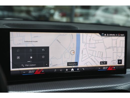 BMW 3 Serie 330e M Sport Automaat / Trekhaak / Sportstoelen / Achteruitrijcamera / Comfort Access / Stoelverw... ActivLease financial lease