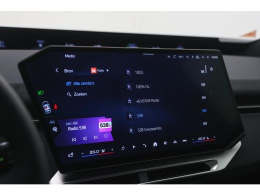 BMW iX3 50 xDrive M Sport / Panoramadak / Trekhaak / M Sportstoelen / Stuurverwarming / Parking Assistant... ActivLease financial lease