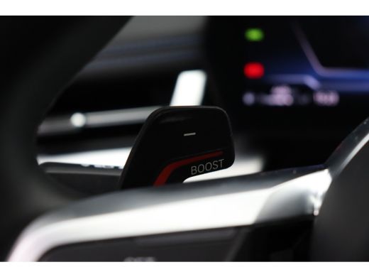 BMW X1 sDrive18i M Sport Automaat / Panoramadak / Sportstoelen / Achteruitrijcamera / M Adaptief onderst... ActivLease financial lease