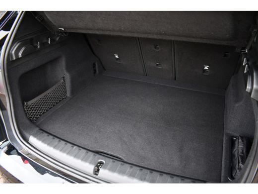 BMW X1 sDrive18i M-Sport Camera ACC-voorber Shadowline Adp-onderstel ActivLease financial lease