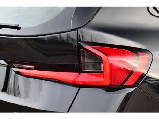 BMW X1 sDrive18i M-Sport Camera ACC-voorber Shadowline Adp-onderstel ActivLease financial lease