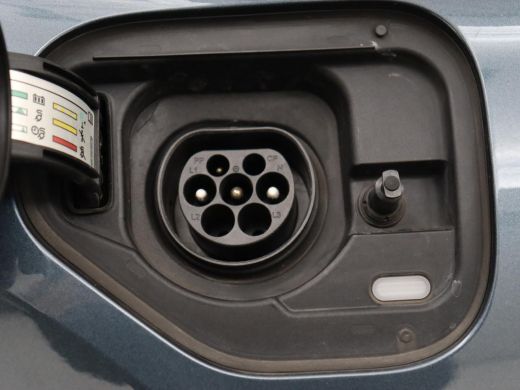 CUPRA Leon 1.4 eHybrid VZ | 245pk | Panoramadak | Leder | Stoelverwarming | Adaptive cruise | Camera | Carpl... ActivLease financial lease