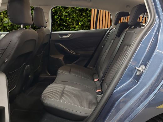 Ford Focus 1.0 EcoBoost Hybrid Titanium | All season | Navi | Apple Carplay | Cruise | Lane Assist | 16'' ActivLease financial lease