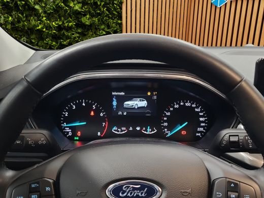 Ford Focus 1.0 EcoBoost Hybrid Titanium | All season | Navi | Apple Carplay | Cruise | Lane Assist | 16'' ActivLease financial lease