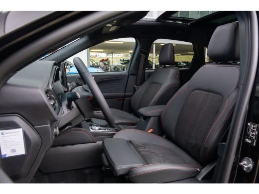 Ford Kuga 2.5 PHEV ST-Line X | Alle opties! | Wegklap-trekhaak | Pano | B&O | Matrix LED | 360 | Cruise ada... ActivLease financial lease