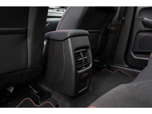 Ford Kuga 2.5 PHEV ST-Line X | Alle opties! | Wegklap-trekhaak | Pano | B&O | Matrix LED | 360 | Cruise ada... ActivLease financial lease