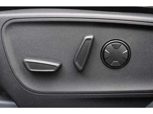 Ford Kuga 2.5 PHEV ST-Line X | SHOWROOM DEAL! | VOL! | BLACK PACK | PANO DAK | MATRIX LED | ELEKTR TREKHAAK... ActivLease financial lease