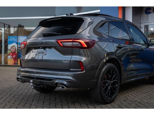 Ford Kuga Plug-In Hybrid Sound Edition | 20 inch LM Velgen | Trekhaak inklapbaar | B&O | Audio-navigatiesys... ActivLease financial lease