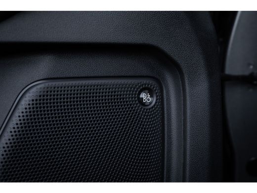 Ford Kuga Plug-In Hybrid Sound Edition | 20 inch LM Velgen | Trekhaak inklapbaar | B&O | Audio-navigatiesys... ActivLease financial lease