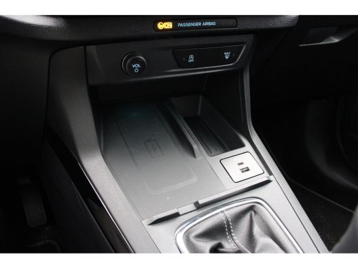 Ford Puma 1.0 EcoBoost Hybrid Titanium | NL-AUTO! | WINTERPACK | ELEKTR. ACHTERKLEP | PARK SENS V+A | CRUIS... ActivLease financial lease