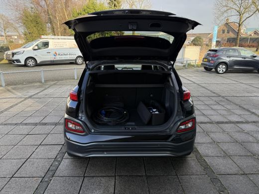 Hyundai Kona EV Fashion 64 kWh | Navi | Camera | KRELL Sound | ActivLease financial lease
