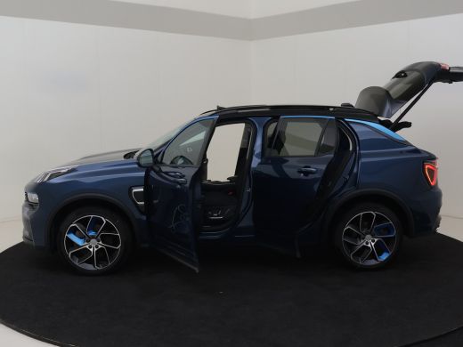 Lynk & Co 01 1.5 Panorama Dak | 20" Lichtmetaal | Parkeersensoren Voor + Achter | Carplay | Elek. Stoelen | Cl... ActivLease financial lease