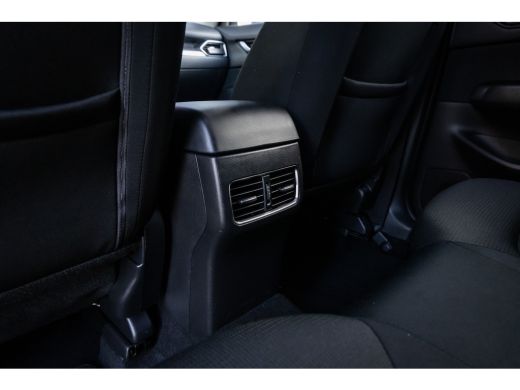 Mazda CX-5 2.0 e-SkyActiv-G M Hybrid 165 Advantage | Trekhaak | 360 camera | Stuur+stoel verwarming | Apple ... ActivLease financial lease