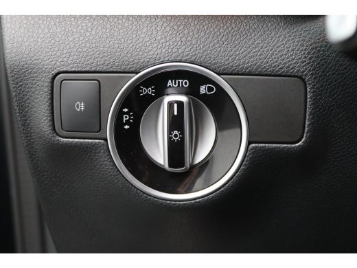 Mercedes-Benz B-Klasse 180 Ambition Automaat | Achterbank in delen neerklapbaar | Airco | Bagagedek ActivLease financial lease