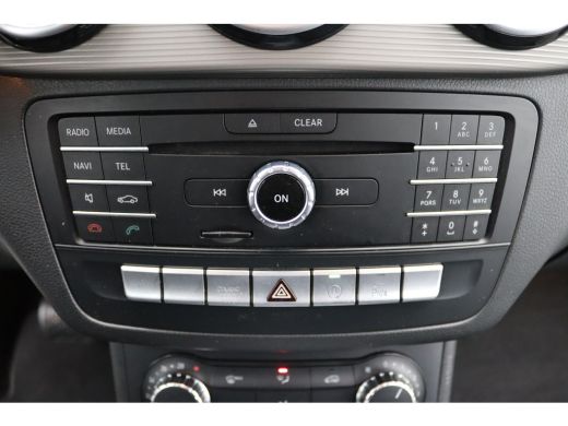 Mercedes-Benz B-Klasse 180 Ambition Automaat | Achterbank in delen neerklapbaar | Airco | Bagagedek ActivLease financial lease