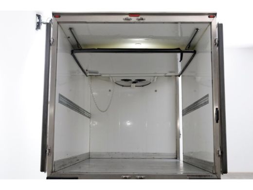 Mercedes-Benz Sprinter 515 CDI 150pk RWD L2 Koelwagen 12V+230V Xarios 5 01-2023 ActivLease financial lease