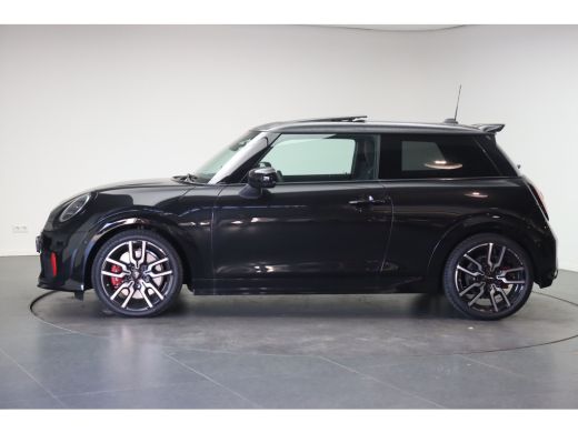 Mini 3-Deurs John Cooper Works Automaat / Pakket XL / 18" JCW Lap Spoke 2-tone ActivLease financial lease