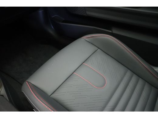 Mini 3-Deurs John Cooper Works Automaat / Pakket XL / 18" JCW Lap Spoke 2-tone ActivLease financial lease