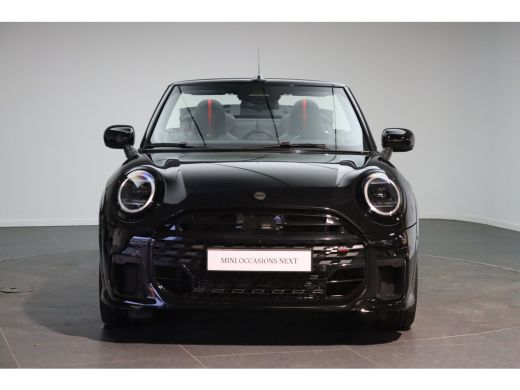Mini Cooper Cabrio Cooper C John Cooper Works Automaat / Pakket XL / 18" JCW Lap Spoke 2-tone ActivLease financial lease