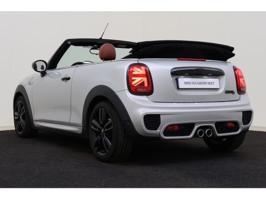 Mini Cooper S Cabrio Cooper S John Cooper Works Automaat / Achteruitrijcamera / Comfort Access / LED / Comfortstoelen ... ActivLease financial lease
