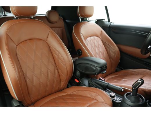 Mini Cooper S Cabrio Cooper S John Cooper Works Automaat / Achteruitrijcamera / Comfort Access / LED / Comfortstoelen ... ActivLease financial lease