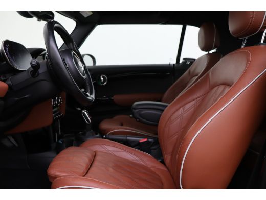 Mini Cooper S Cabrio Cooper S John Cooper Works Automaat / Achteruitrijcamera / Comfort Access / LED / Comfortstoelen ... ActivLease financial lease