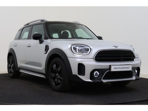 Mini Countryman Cooper Classic Automaat / Achteruitrijcamera / LED / Comfortstoelen / Airconditioning / Cruise Co... ActivLease financial lease