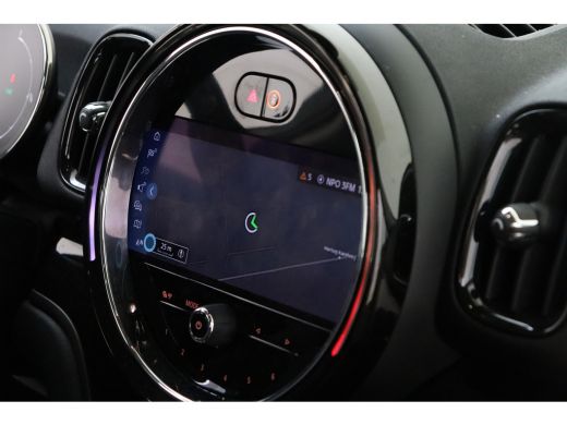 Mini Countryman Cooper Classic Automaat / Achteruitrijcamera / LED / Comfortstoelen / Airconditioning / Cruise Co... ActivLease financial lease