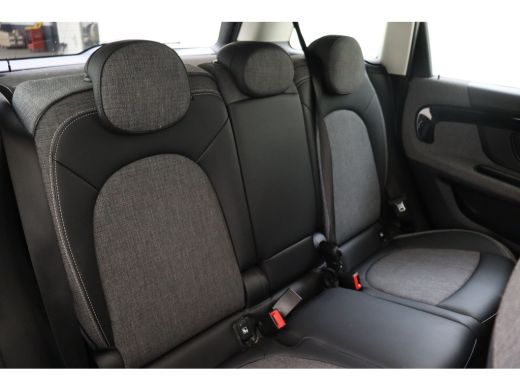 Mini Countryman Cooper Classic Automaat / Achteruitrijcamera / LED / Comfortstoelen / Airconditioning / Cruise Co... ActivLease financial lease