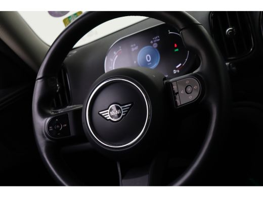 Mini Countryman Cooper Classic Automaat / Achteruitrijcamera / LED / Comfortstoelen / Airconditioning / Cruise Co... ActivLease financial lease