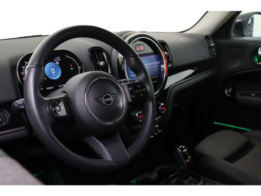 Mini Countryman Cooper Classic Automaat / Achteruitrijcamera / LED / Comfortstoelen / Airconditioning / Cruise Co... ActivLease financial lease