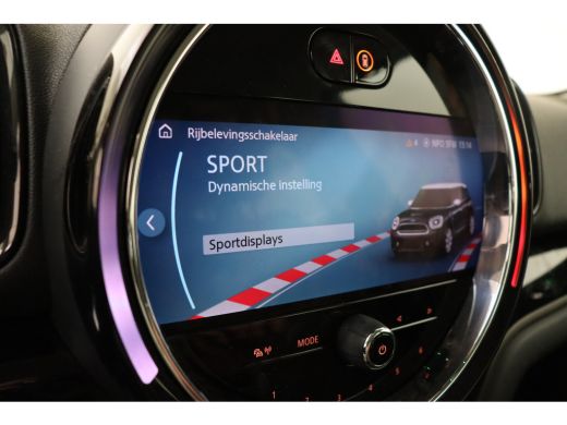 Mini Countryman Cooper Classic Automaat / Achteruitrijcamera / LED / Comfortstoelen / Airconditioning / Cruise Co... ActivLease financial lease