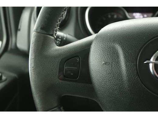 Opel Vivaro 1.6 CDTI L2H1 | Airco | Cruise | Camera | 3-Zits | Navi | Parkeersens. ActivLease financial lease