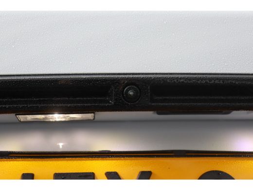 Peugeot 2008 1.2 PURETECH 130PK ALLURE PACK AUTOMAAT / NAVI / LEDER / CLIMA / LED / PDC / 17" LMV / CAMERA / W... ActivLease financial lease