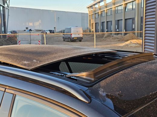 Peugeot 2008 GT 1.2 Hybrid 136 PK Schuif/Kantel Dak | Apple Carplay/Android Auto | Keyless Entry & Start ActivLease financial lease