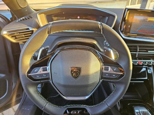 Peugeot 2008 GT 1.2 Hybrid 136 PK Schuif/Kantel Dak | Apple Carplay/Android Auto | Keyless Entry & Start ActivLease financial lease