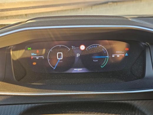 Peugeot 2008 GT 1.2 Hybrid 136 PK Schuif/Kantel Dak | Apple Carplay/Android Auto | Keyless Entry & Start ActivLease financial lease