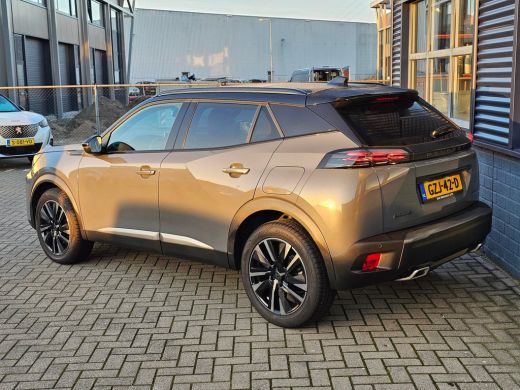 Peugeot 2008 GT 1.2 Hybrid 136 PK Schuif/Kantel Dak | Apple Carplay/Android Auto | Keyless Entry & Start ActivLease financial lease