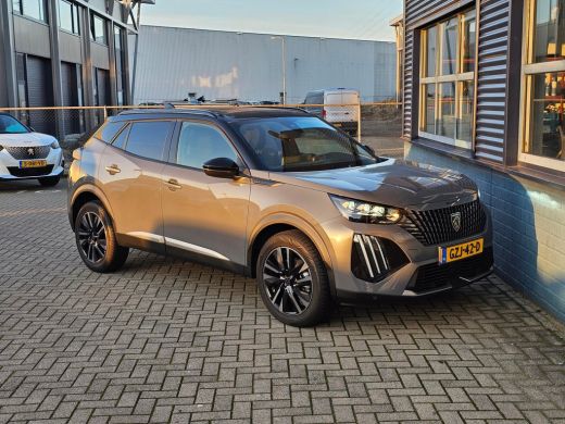 Peugeot 2008 GT 1.2 Hybrid 136 PK Schuif/Kantel Dak | Apple Carplay/Android Auto | Keyless Entry & Start ActivLease financial lease