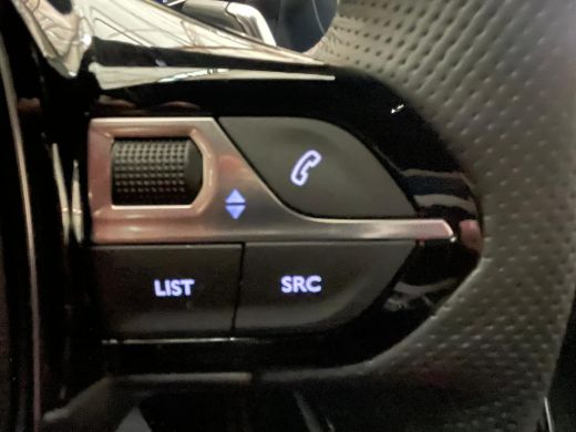 Peugeot 208 1.2 Hybrid 110 e-DCS6 GT Navigatie | Camera V+A | Climate | Cruise | Apple Carplay/Android Auto | ActivLease financial lease