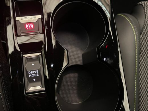 Peugeot 208 1.2 Hybrid 110 e-DCS6 GT Navigatie | Camera V+A | Climate | Cruise | Apple Carplay/Android Auto | ActivLease financial lease