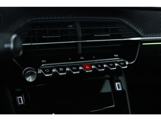 Peugeot 208 1.2 Hybrid 145 e-DCS6 GT | VERWACHT | Adapt. Cruise | Panoramadak | 360 Camera | Navi | Carplay |... ActivLease financial lease