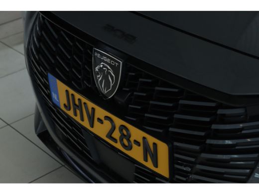 Peugeot 208 1.2 Hybrid 145 e-DCS6 GT | VERWACHT | Adapt. Cruise | Panoramadak | 360 Camera | Navi | Carplay |... ActivLease financial lease