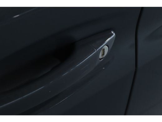 Peugeot 208 Hybrid 110 e-DCS6 GT | Cruise Control | Panoramadak | 360 Camera | Carplay | Keyless ActivLease financial lease