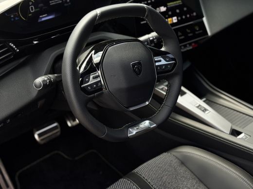 Peugeot 308 1.6 Plug-in Hybrid 180 GT Schuif kantel dak | Adeptieve cruise control | Standkachel | Achteruitr... ActivLease financial lease