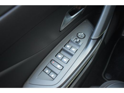 Peugeot 308 SW 1.2 Hybrid 145 e-DCS6 GT | Navigatie | Adaptive Cruise | LED-Adaptive | Keyless-Entry | 18"LMV... ActivLease financial lease