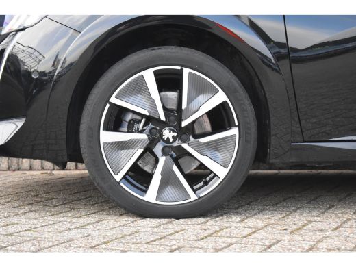 Peugeot e-208 EV GT 350 50 kWh 3 Fase 87%SOH! | 3D Navigatie | Sfeerverlichting | Dodehoek-Detectie | Keyless-S... ActivLease financial lease