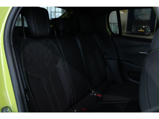 Peugeot e-208 GT | Adaptieve cruise control met Stop&Go functie | Elektrische parkeerrem | Elektrische parkeerrem ActivLease financial lease