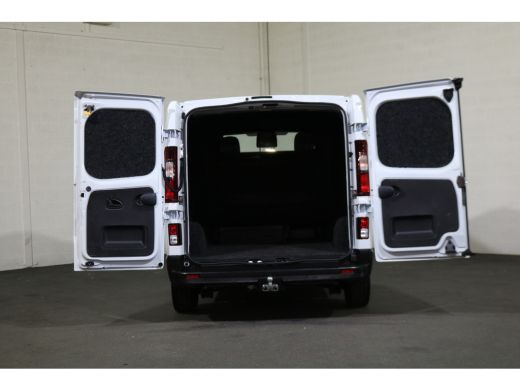 Renault Trafic 2.0 Blue dCi 150pk L2 H1 Advance DC ActivLease financial lease